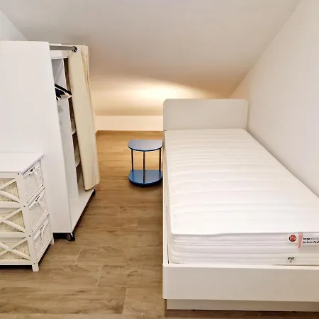 Golden View - Free Parking Apartman