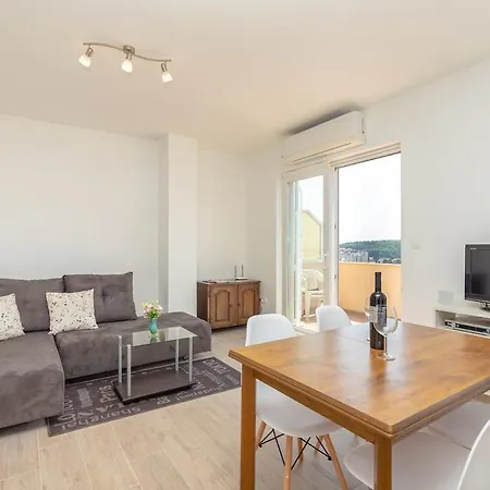 Golden View - Free Parking *