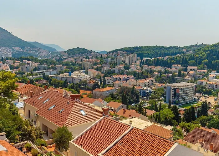 Golden View - Free Parking 公寓 *